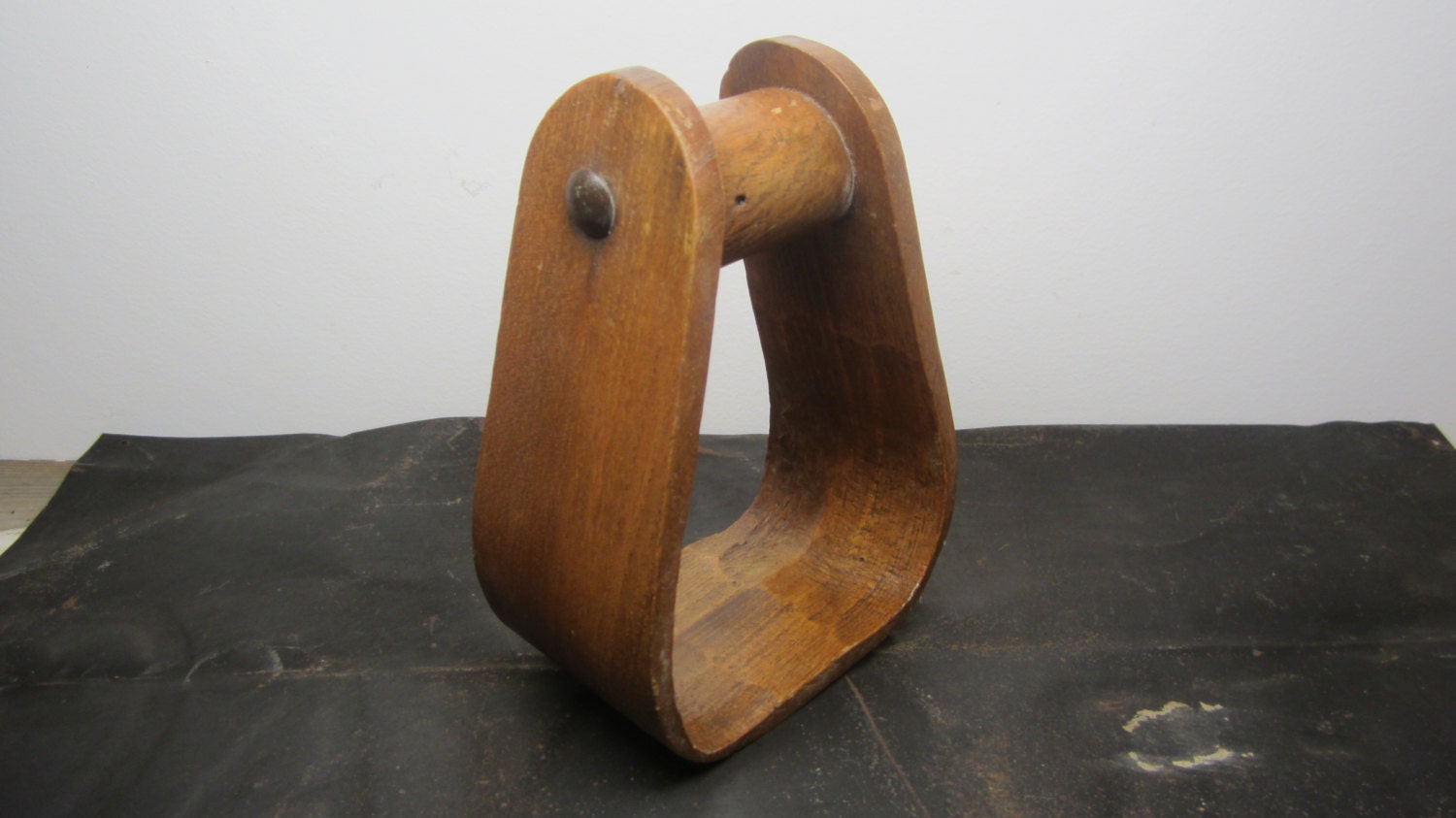 Antique Wood Stirrup Horse Riding Equestrian Riding Equipment