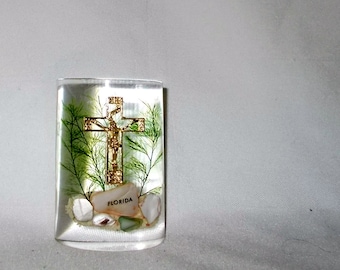 Cross Paperweight Mother Of Pearl Fern Goldtone Crucifix Vintage Tropical Florida Collectible Souvenir Shipping Included