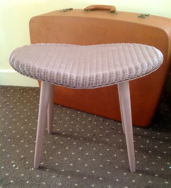 Lloyd loom lusty pale dusky pink vintage by pixiepixieblonde