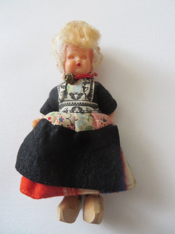 vintage dutch doll