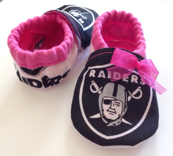 Oakland Raiders Pink Baby Booties