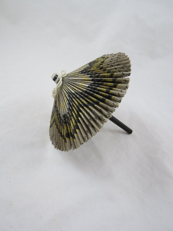 Vintage Cigarette Pack Umbrella Wagasa by VintageCocobytheLake