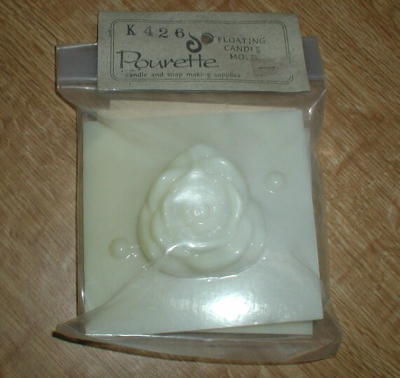 Rose Floating Candle Mold Pourette