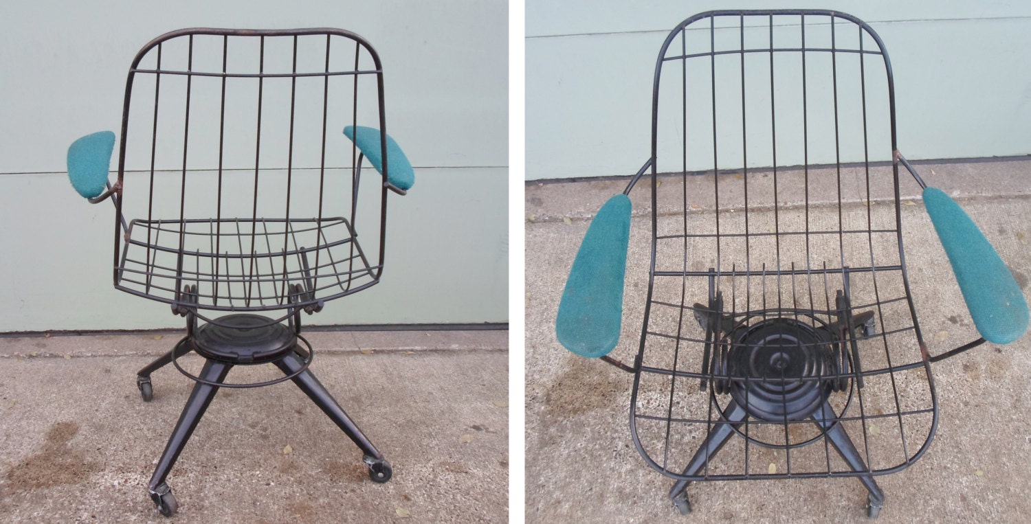 1960'S Homecrest Eames Era Metal Wire Chair Black