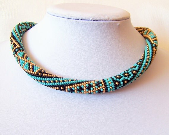 15% SALE Bead crochet necklace with geometric pattern rope