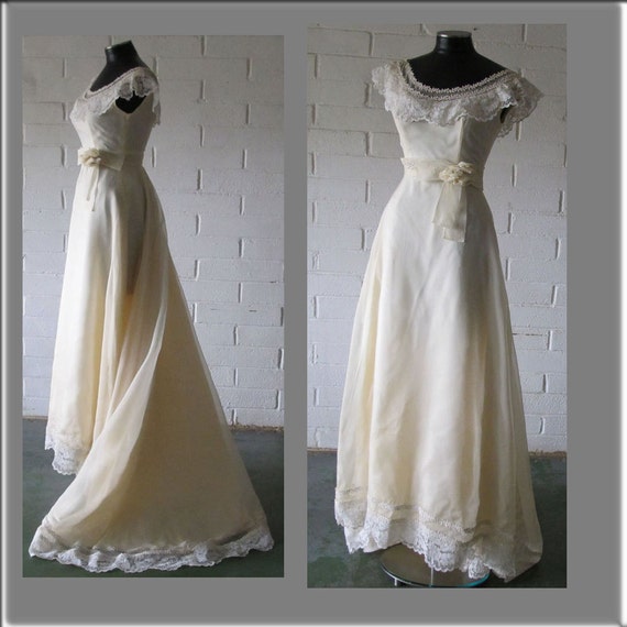 mid-century-wedding-dress-cream-and-white-lace-traditional-dress-with-trane-cloth-rosette