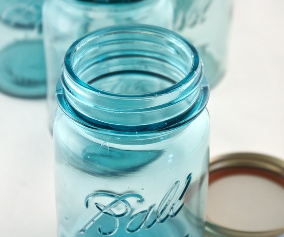 Ball Blue Perfect Mason Pint Jar Vintage Original