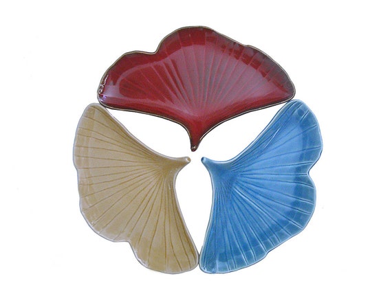 Items Similar To Sale Set Of 3 Vintage Petal Shaped Decorative Leaf