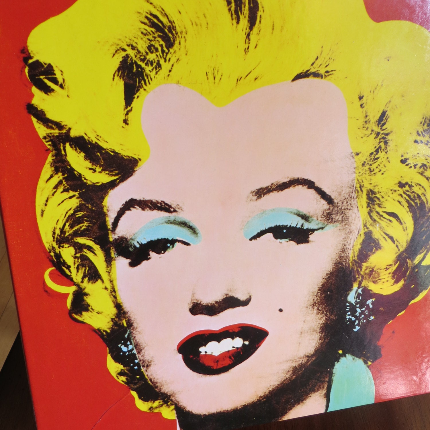 Colorful Marilyn Monroe Box – Haute Juice