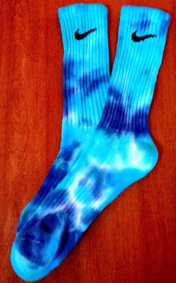 Tie dye Nike Freeze socks royal blue light blue royals