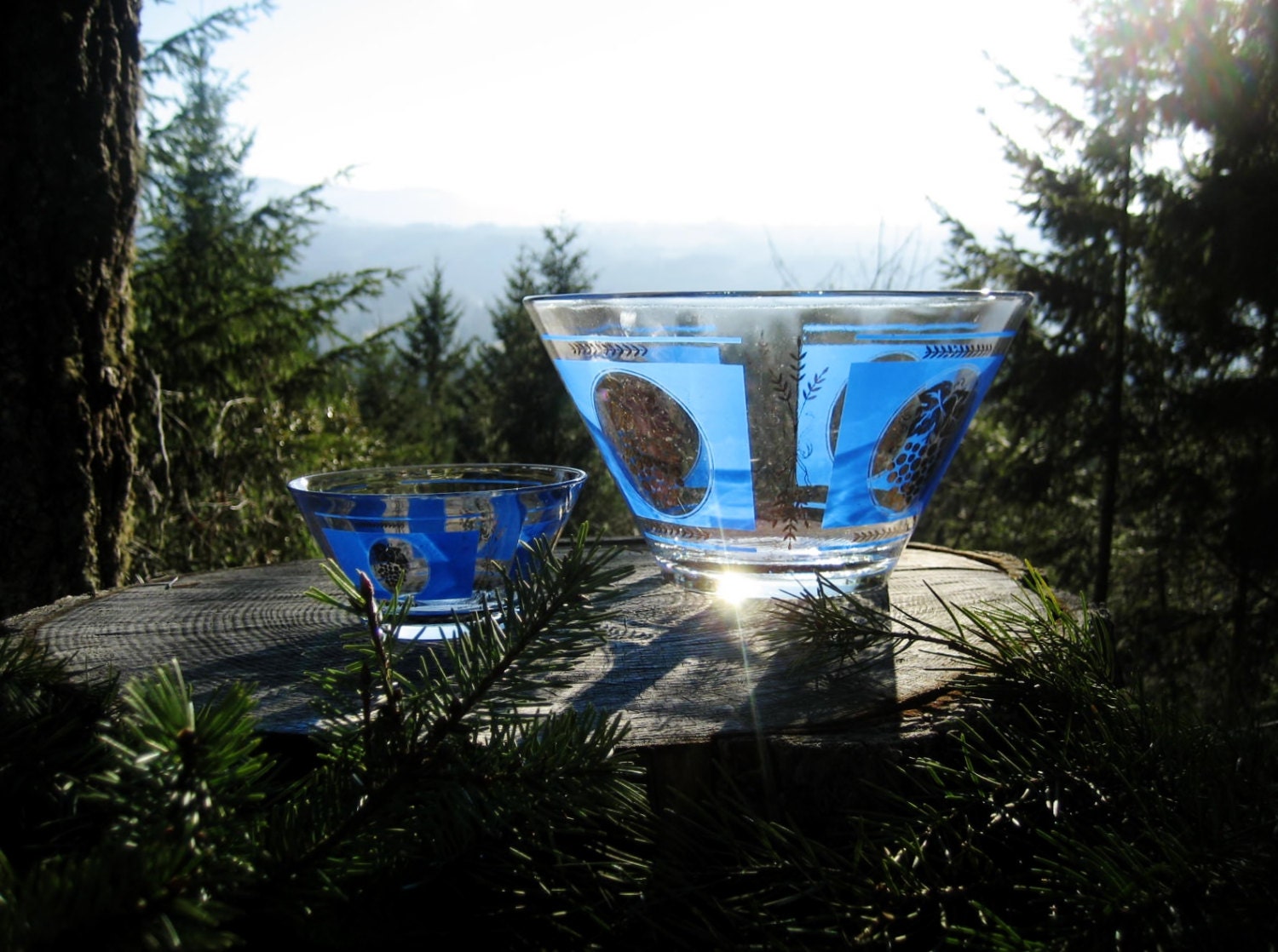 Vintage 1950s Hazel Atlas Grapes and Wheat Pattern Blue and Gold Chip