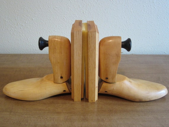 Vintage Cobbler Shoe Last Pointy (Bookends)