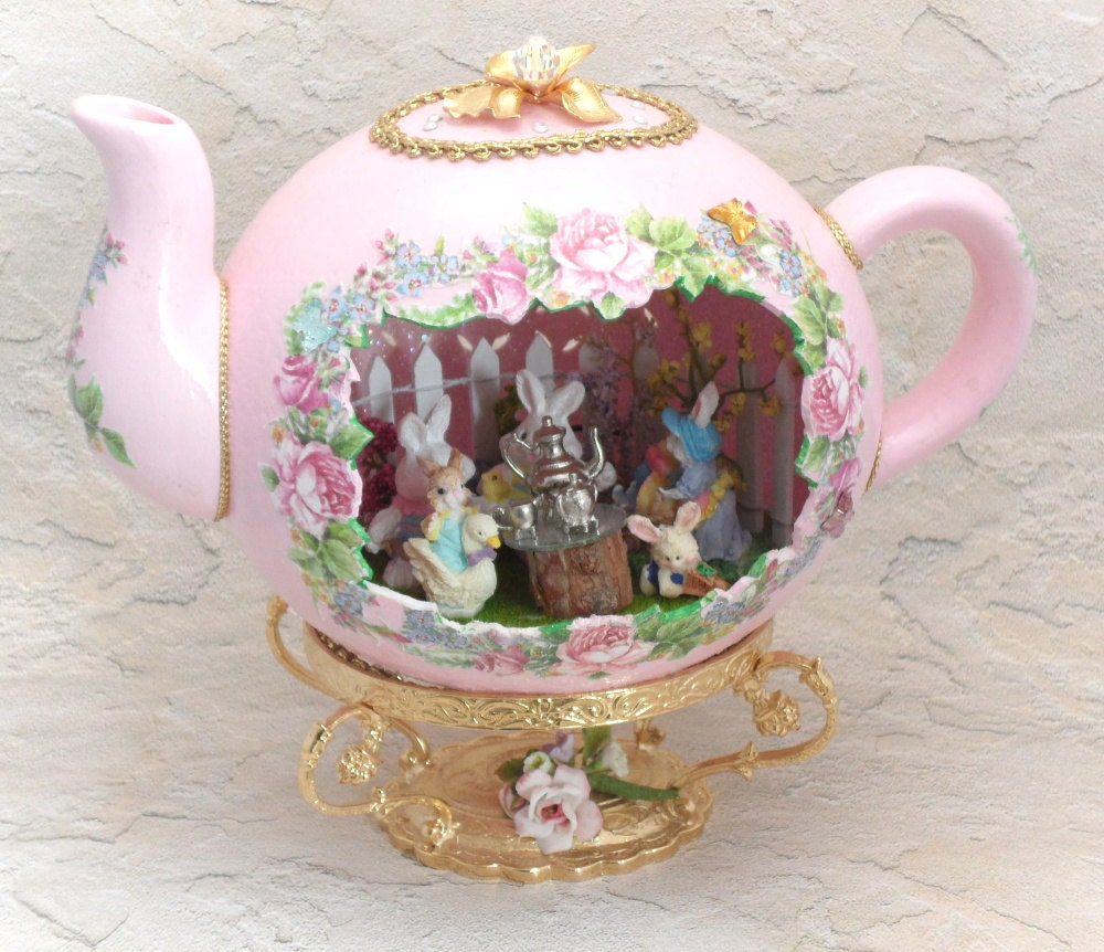 Pink Teapot Lighted Teapot w/ Lively Bunny Tea Party Teapot