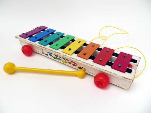 fisher price pull a tune 870