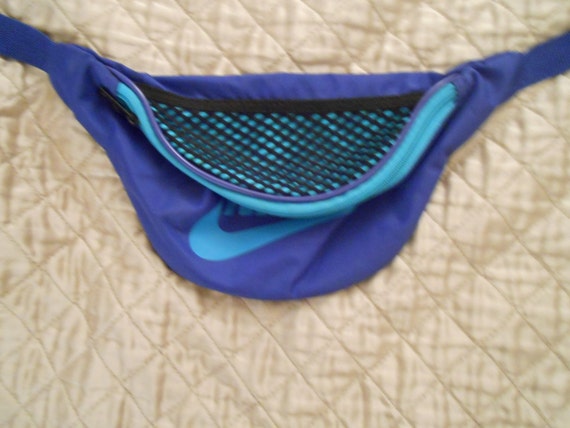 nike windbreaker fanny pack