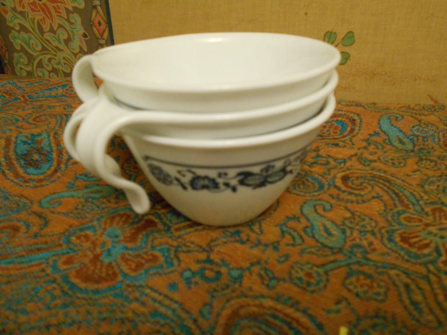 Corelle 4 Piece Hook Handled Cup Set, ‘Old Town Blue Onion’ Pattern
