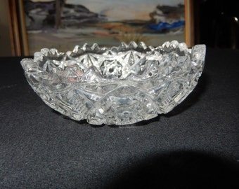 PRESSED GLASS BERRY Bowl