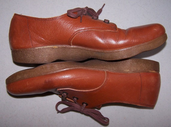 Items similar to Vintage 70's Shoes - Famolare Shoes - Lace-Up Loafers ...