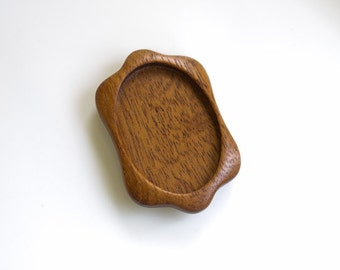 Stylized fine finished hardwood bezel setting - Mahogany - (K1-M) - 32 x 45 mm cavity