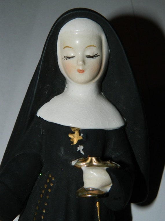 Items similar to Vintage Nun Figurine Statue, Figurine, Catholic Nun