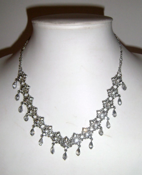 Vintage AVON Necklace Rhinestone Beaded Choker by carriesattic