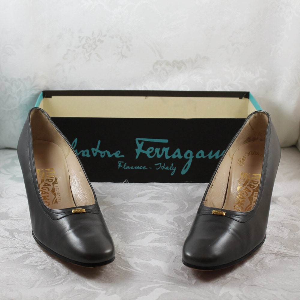 Vintage Gray Salvatore Ferragamo Gold Buckle Heels – Haute Juice