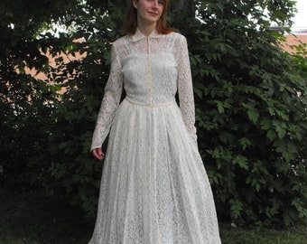 Vintage Wedding Gown Ivory Lace Dress Vintage 40s 50s 1940s 1950s XS S