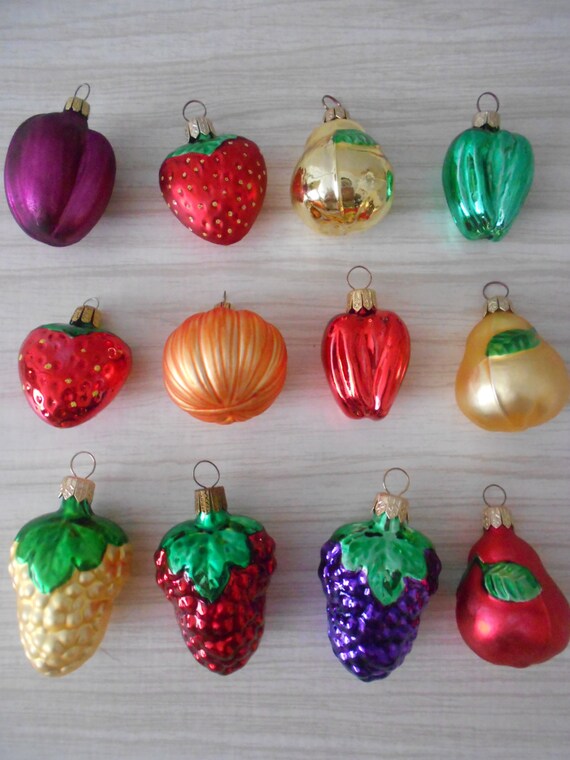 miniature glass christmas figurines