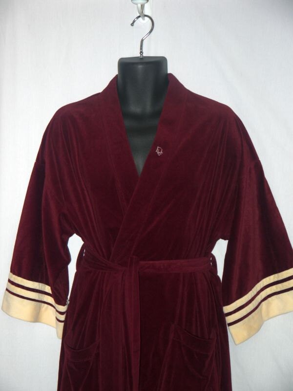 Vintage 70s Christian Dior robe / 1970s mens velour bathrobe