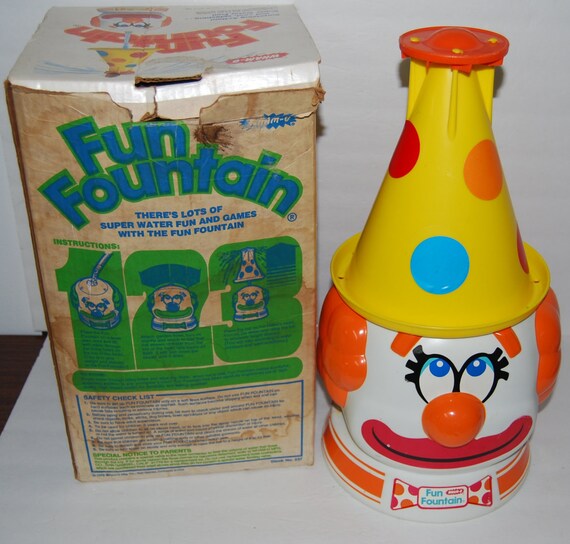 Vintage Wham O Fun Fountain Clown Sprinkler 1970's