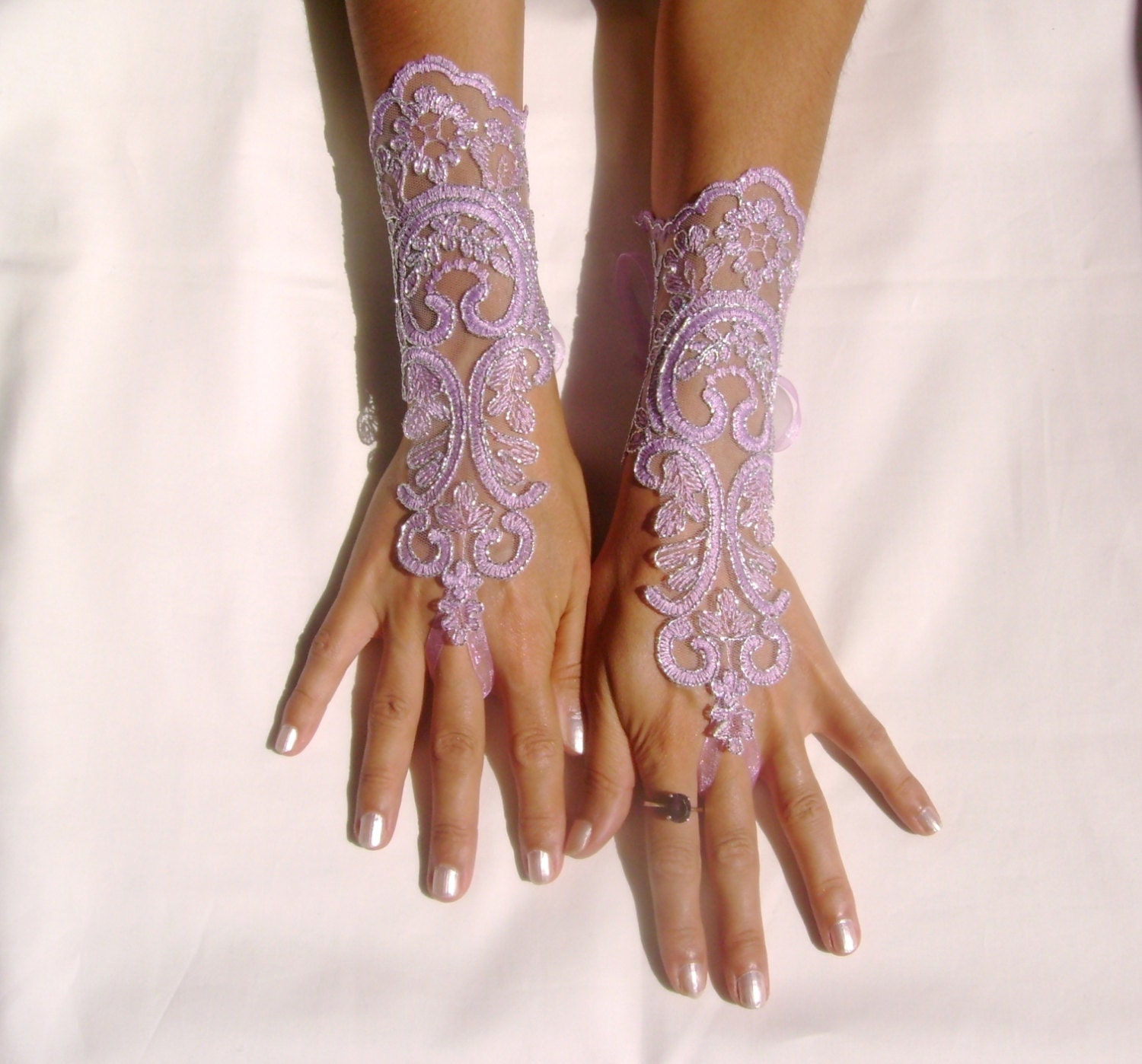 Lavender gloves lilac bridal gloves light purple fingerless