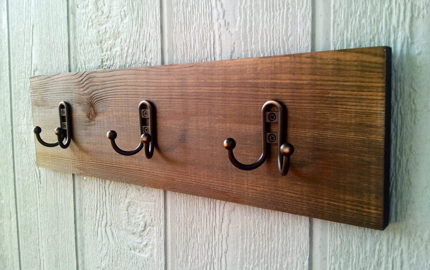 coat and hat rack wall mounted