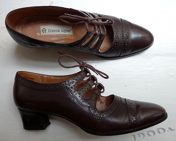 1920s Style Dress Shoes / Brown Leather / Etienne Aigner by 1900s