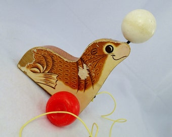 LAST CHANCE SALE Fisher Price Suzie Seal Sea Lion Pull Toy Tug Along 1960s Wood Wooden