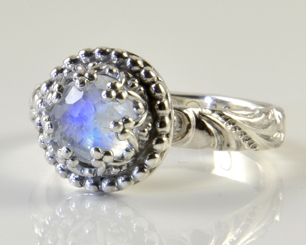 Blue Moonstone Ring in Sterling Silver Faceted Blue Rainbow