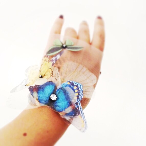 NEW Fluttery Butterflies Finger- less Glove