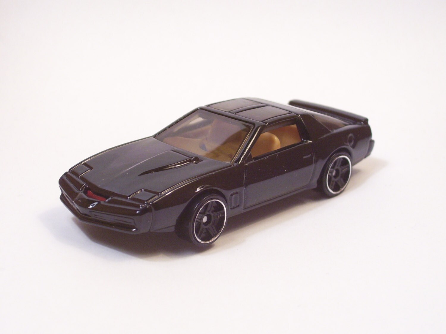 Knight Industries Two Thousand KITT Knight Rider by TheENDZONE