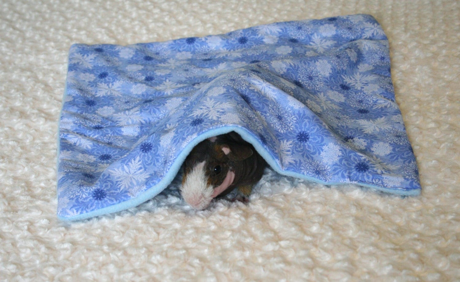 Icy Blue Snowflakes Guinea Pig Blanket by GuineaPigDreams on Etsy