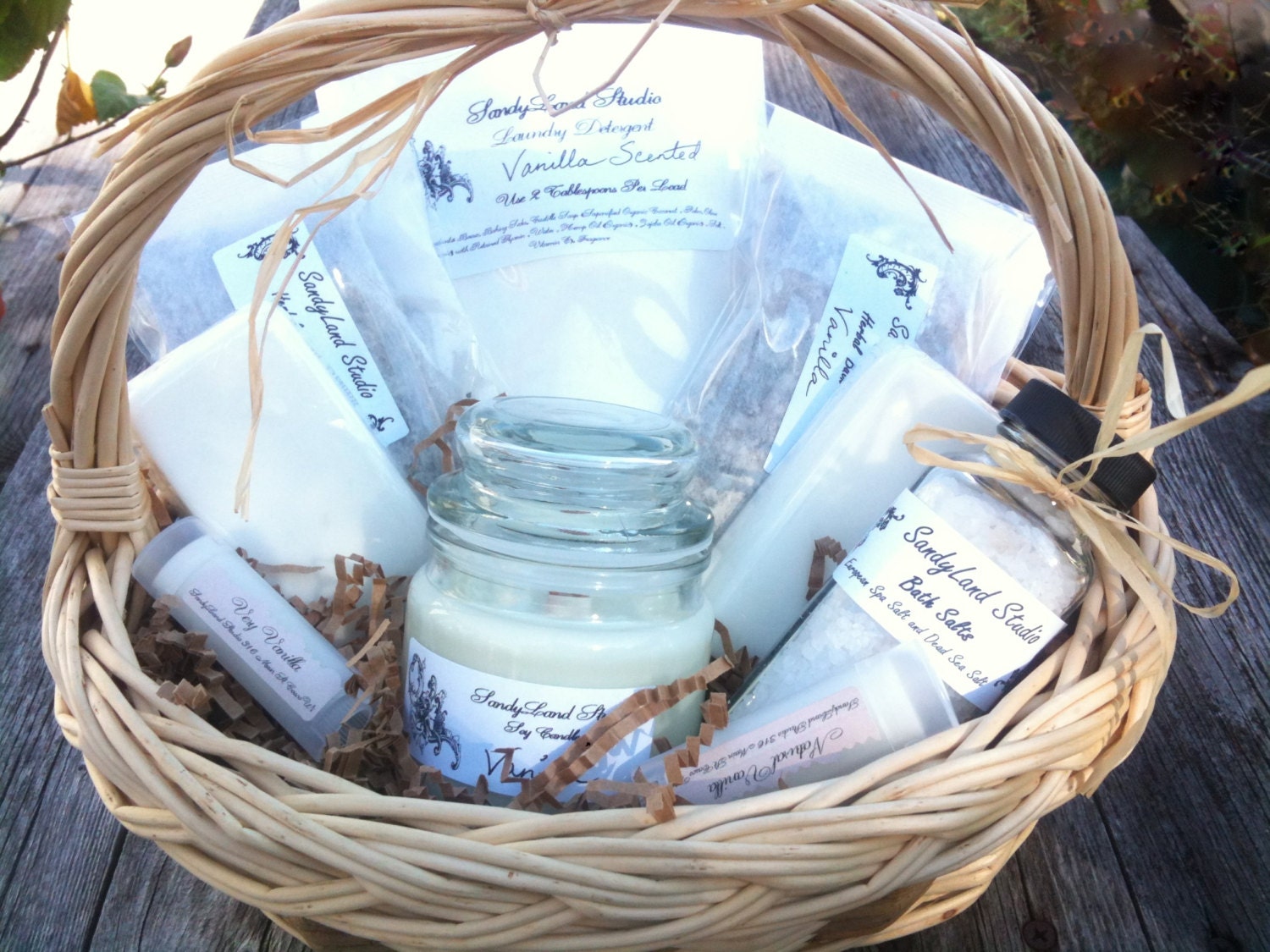 Vanilla Soy Candle Herbal Bath Tea and Bath Salt Spa Gift