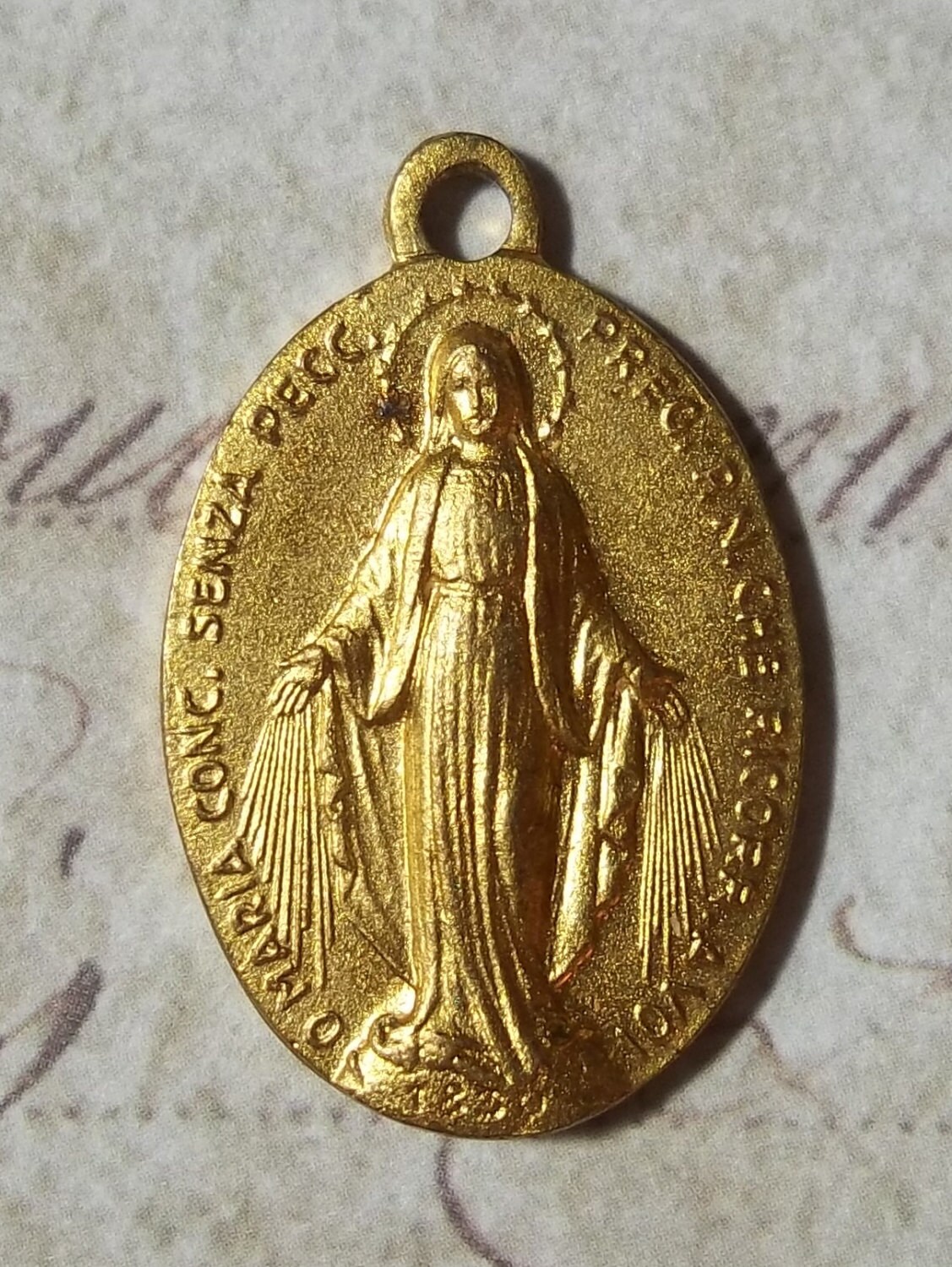 Antique Matte Gold Miraculous Medal Of The Immaculate