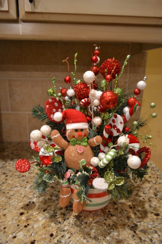 Gingerbread Man Arrangement