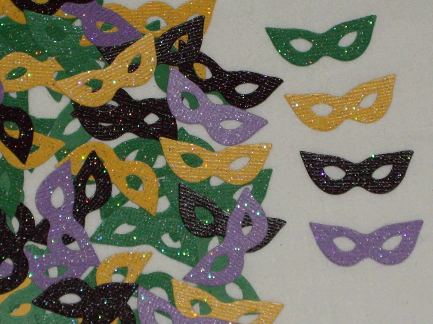 mini mardi gras masks