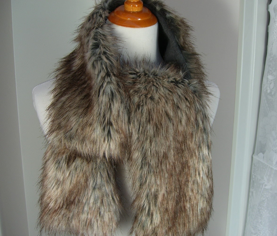 Faux Fur Scarf Brown/Gray/White Wolf Faux Fur Scarf