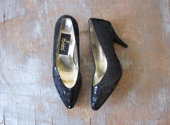 sequin pumps black
