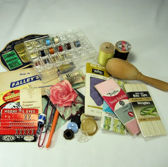 Vintage Sewing Supplies Destash Lot Reuse Repurpose by rustycharm