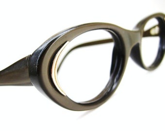 Vintage Olive Cateye Eyeglasses Eyewear Frame