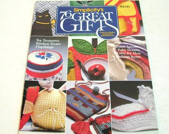 Simplicitiy's 76 Great Gifts Vintage Craft Book