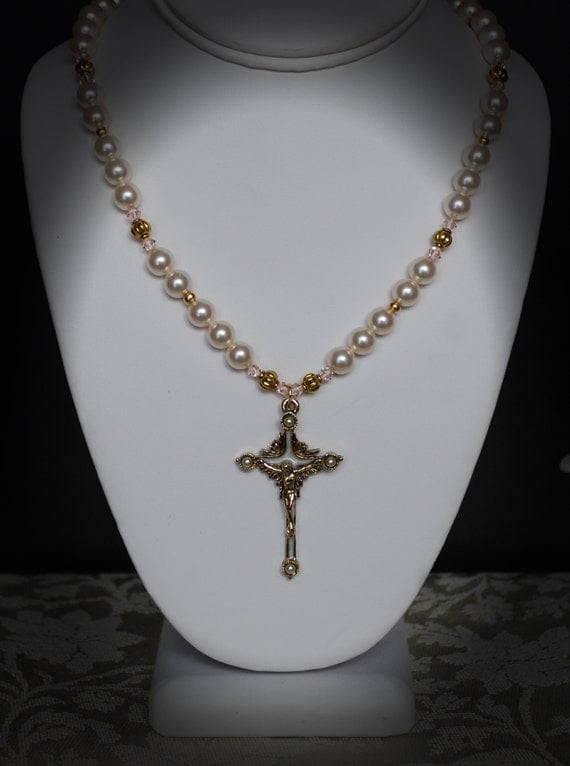 Catholic Necklace/Crucifix Necklace/Christian