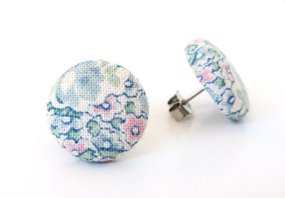 Vintage style stud earrings  pastel button earrings by KooKooCraft