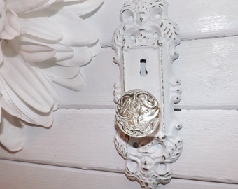 Shabby White / Shabby Chic Door Knob Hook / Shabby Chic /Rustic / Door Knob Decor / Shabby Chic Decor / Curtain Tie Backs